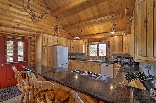 Photo 24 - Exquisite Log Home With Lander Valley Views