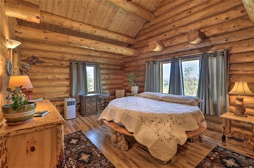 Photo 37 - Exquisite Log Home With Lander Valley Views