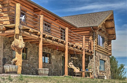 Photo 31 - Exquisite Log Home With Lander Valley Views