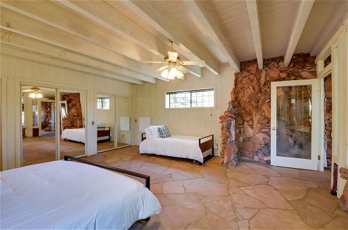 Foto 7 - Unique Sedona Home w/ Mountain Views & Guest House
