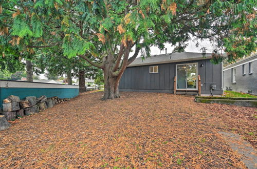 Foto 16 - Bright Seattle Cottage w/ Private Backyard Access