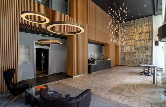 Luxury 2-bed Croydon Apartment Near Gatwick - Foto 2