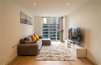 Foto 1 - Luxury 2-bed Croydon Apartment Near Gatwick