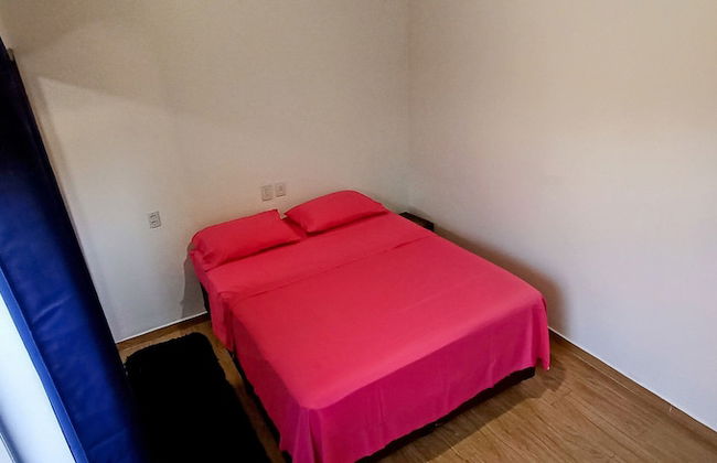 Casa com Piscina e Churrasqueira - Foto 2