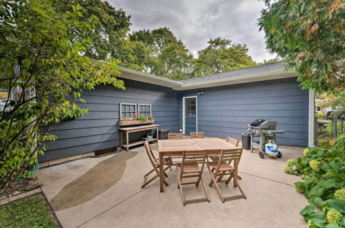 Photo 21 - Airy Cottage Close to Rock Lake w/ Fire Pit