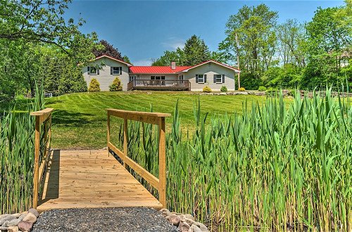 Foto 30 - East Stroudsburg Home w/ Decks & Private Pond
