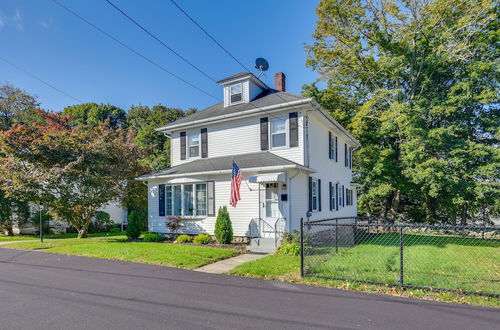 Photo 19 - Lovely Westerley Home w/ Yard & Grill