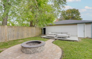 Foto 1 - Pet-friendly Lorain Retreat w/ Fenced Yard