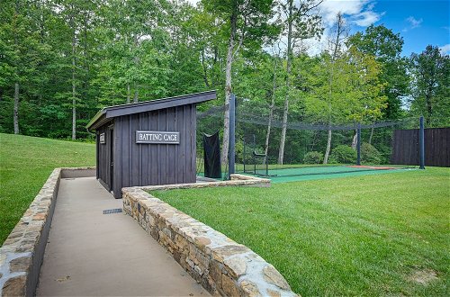 Photo 3 - Modern-rustic Glenville Cabin: Golf, Hike + Unwind