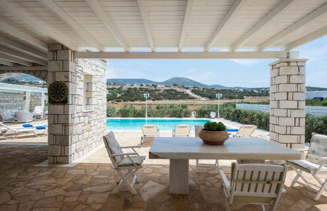 Villa Dionysos in Aliki - Photo 4