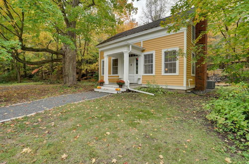 Foto 27 - Historic Home in Taylors Falls w/ Patio & Fire Pit