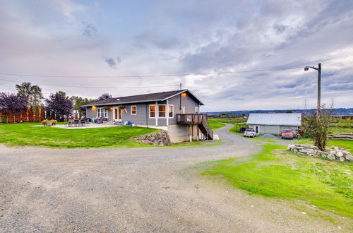 Photo 19 - Chic & Modern Snohomish Hideaway on a Working Farm