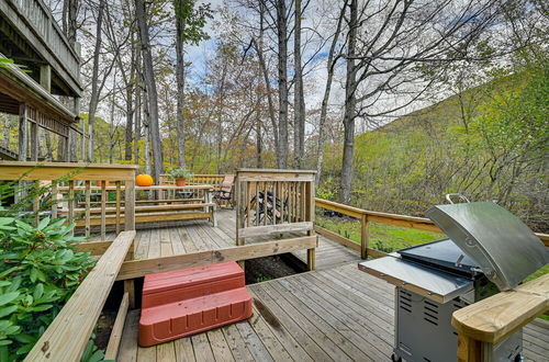 Photo 13 - Lanesville Home w/ Pool Table, Bar & Deck