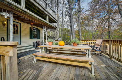 Photo 24 - Charming New York Home w/ Pool Table, Bar & Deck