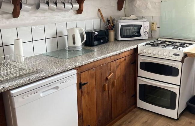 Cosy Stone Cottage on Llanllwni Mountain - Foto 4