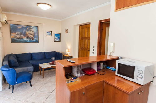 Photo 11 - Cute one bedroom apartment in Pireas