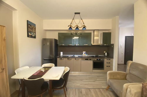 Photo 11 - Cozy Apartment at M2