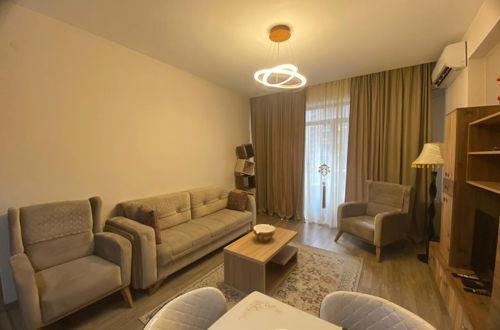 Photo 18 - Cozy Apartment at M2