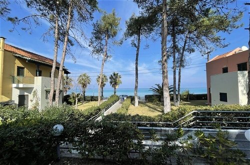 Foto 28 - Stay at Beachfront Villa Lilia in Pefkohori, Halkidiki for a Dreamy Vacation