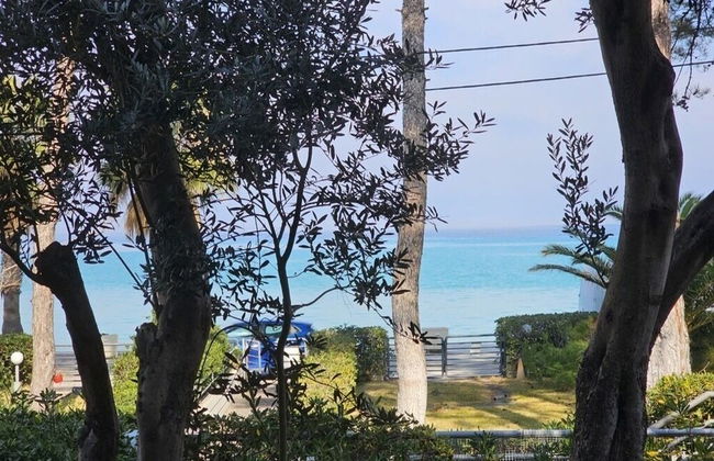 Stay at Beachfront Villa Lilia in Pefkohori, Halkidiki for a Dreamy Vacation - Foto 20