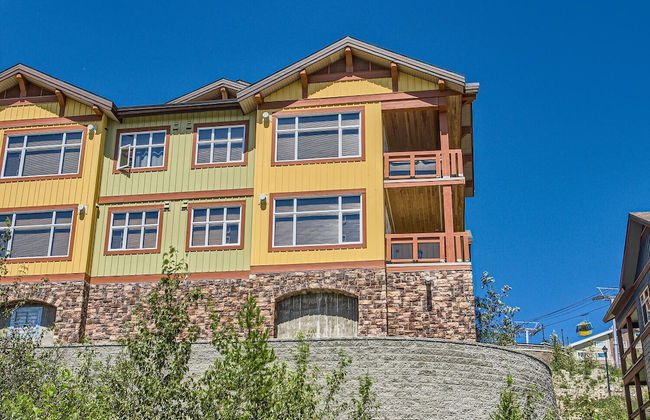The Crescent by Okanagan Premier - Foto 1