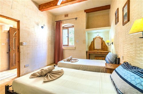 Foto 4 - Ta Guljetta 4 Bedroom Villa With Private Pool