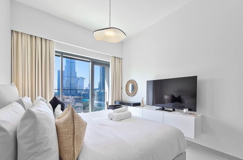 Photo 26 - Manzil - 2BR | Downtown | Full Burj Khalifa view