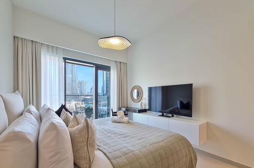 Photo 12 - Manzil - 2BR | Downtown | Full Burj Khalifa view