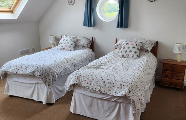 Beautifully Set 3-bed Cottage in Marlborough - Foto 3