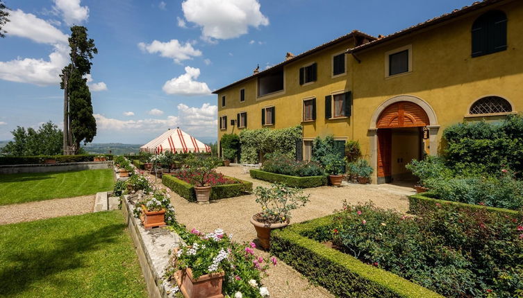 Photo 1 - Villa di Tizzano Luxurious Retreat in Paradise