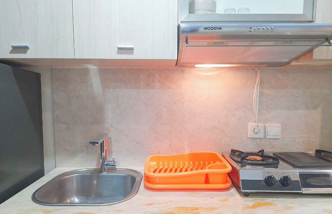 Best Homey And Modern Studio At Uttara The Icon Apartment - Foto 5