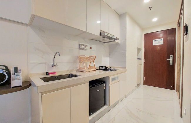 Minimalist Designed And Homey Stay Studio At Sky House Bsd Apartment - Foto 3