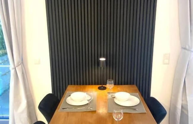 2 Bedrooms Flat in Center with Parking - Foto 16