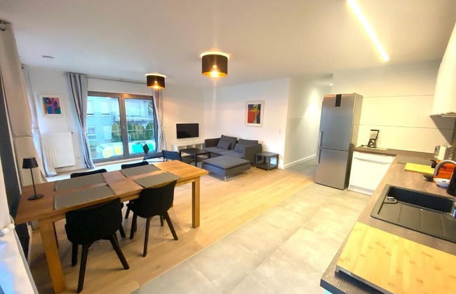 2 Bedrooms Flat in Center with Parking - Foto 15