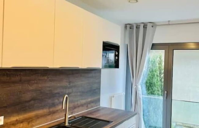 2 Bedrooms Flat in Center with Parking - Foto 10