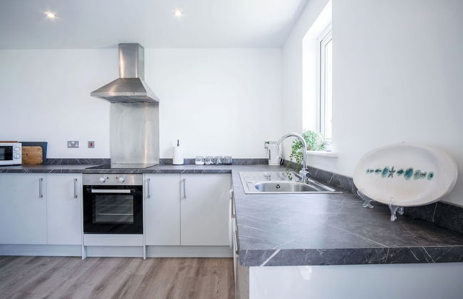 Beach View - 2 Bed Apartment - Llanelli - Foto 31
