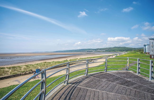 Beach View - 2 Bed Apartment - Llanelli - Foto 49