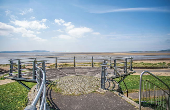 Beach View - 2 Bed Apartment - Llanelli - Foto 41