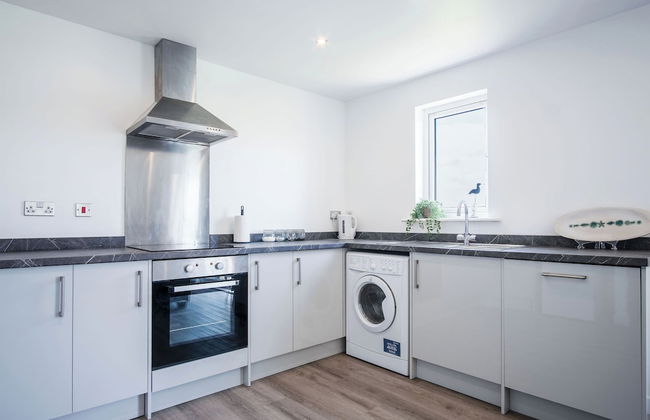 Beach View - 2 Bed Apartment - Llanelli - Foto 17