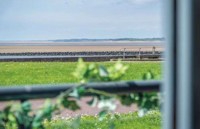Beach View - 2 Bed Apartment - Llanelli - Foto 39