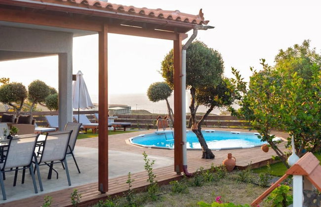 Sunset Bliss Villa in Karteros - Photo 19