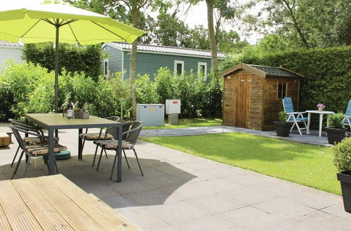 Photo 15 - Tidy Chalet with Microwave near Wadden Sea