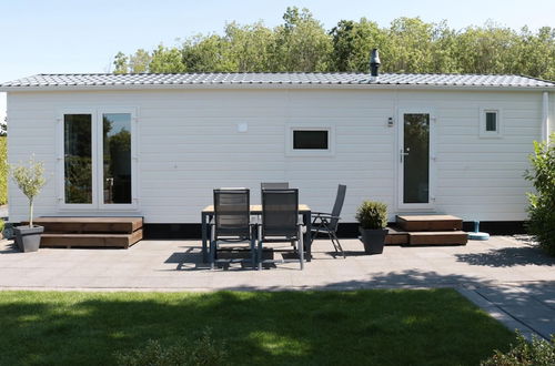 Foto 3 - Tidy Chalet with Microwave near Wadden Sea