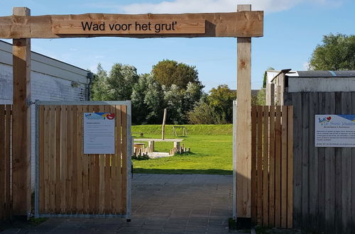 Photo 22 - Nicely Furnished Chalet with Oven near Wadden Sea