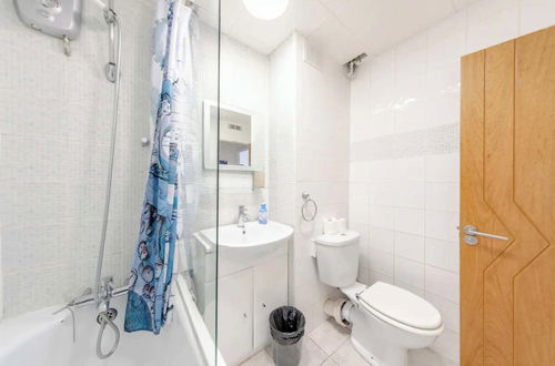 Photo 20 - Central 2BD Flat With Balcony - Shoreditch