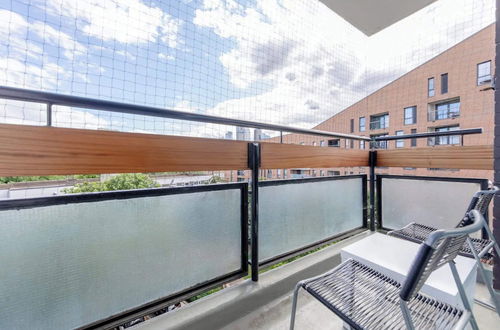 Photo 30 - Central 2BD Flat With Balcony - Shoreditch