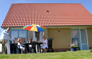 Photo 1 - Detached Holiday Home With Garden Near Hoorn