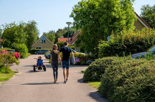 Photo 32 - Child Friendly Villa With Enclosed Garden, Near Hoorn