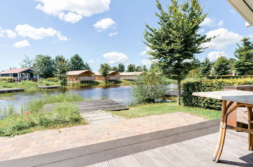 Photo 3 - Beautiful Holiday Home With a Veranda and Jetty