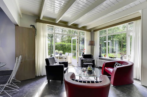 Photo 11 - Attractive Holiday Home with Large Garden near Zwolle